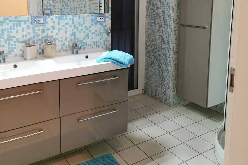 Photo of Bathroom in Pompei