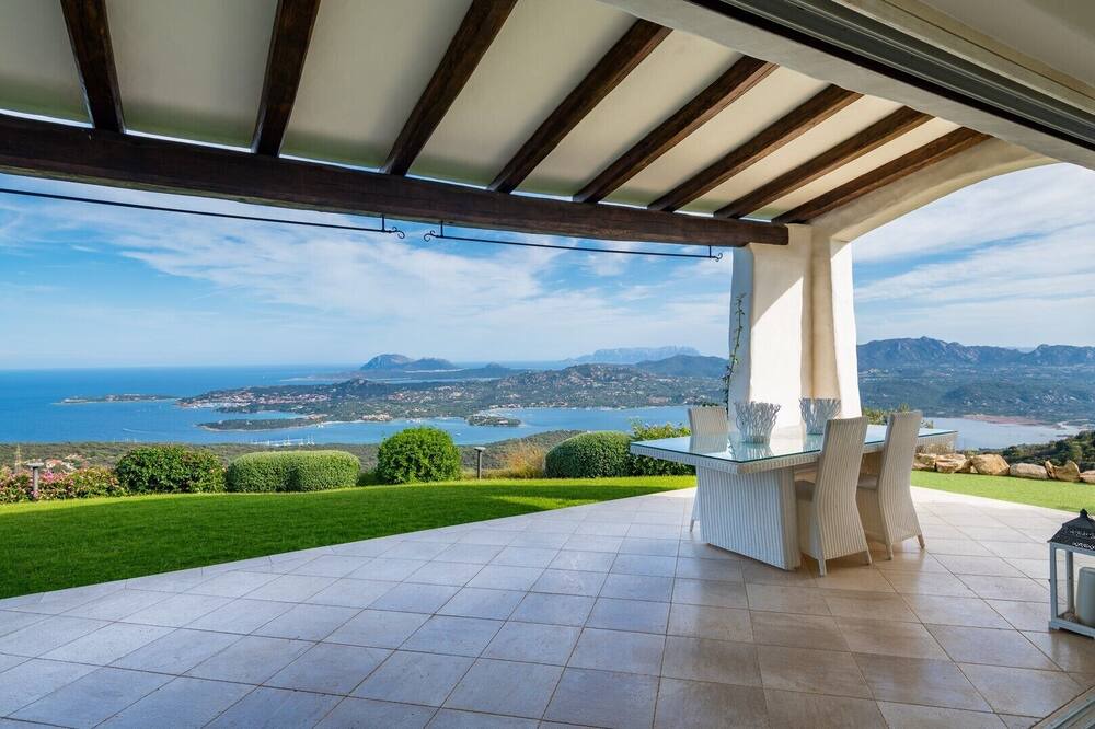 Photo of Patio Balcony in Cugnana Verde