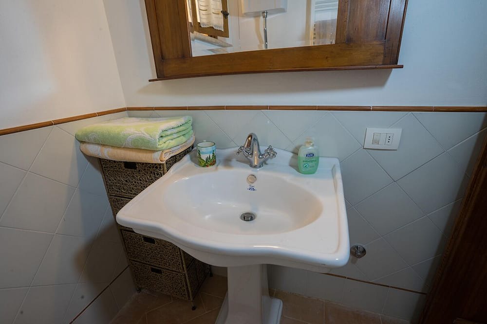 Photo of Bathroom in Monticchiello