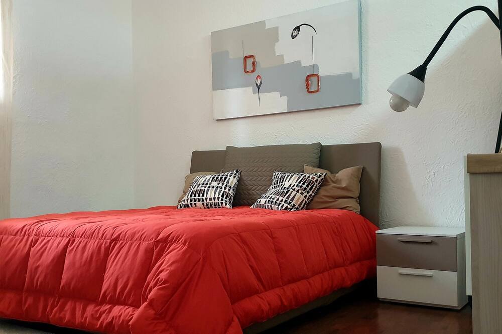 Photo of Bedroom in Casoria