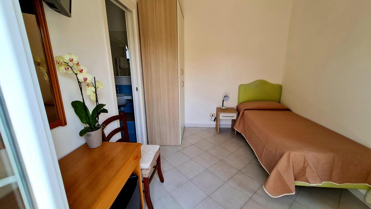 Photo of Bedroom in Forio