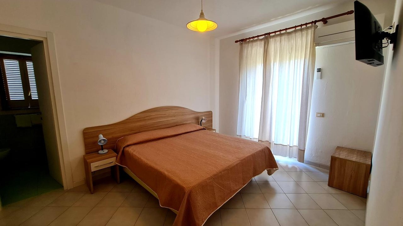 Photo of Bedroom in Forio