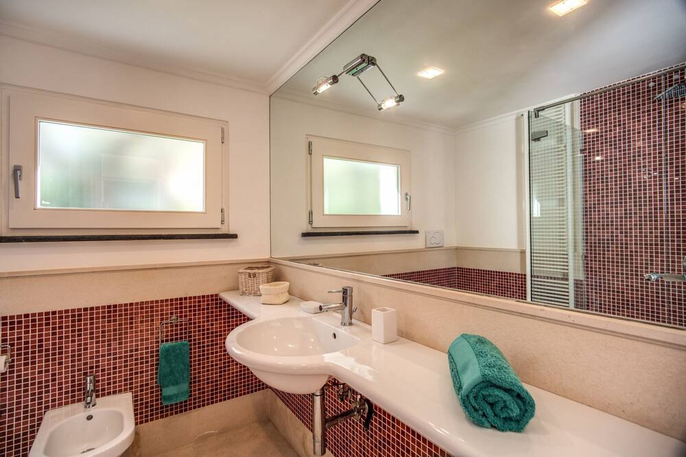 Photo of Bathroom in Schiazzano