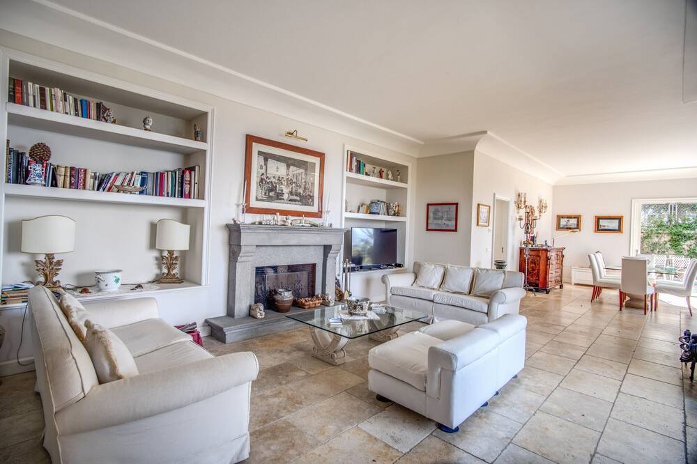 Photo of Livingroom in Schiazzano