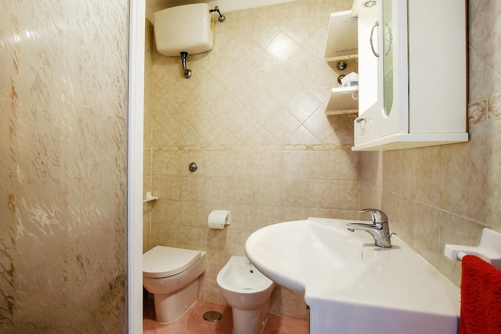 Photo of Bathroom in Pozzuoli