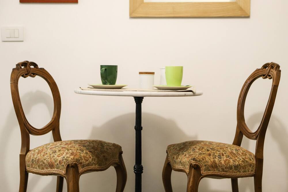 Photo of Livingroom in Naples City Centre