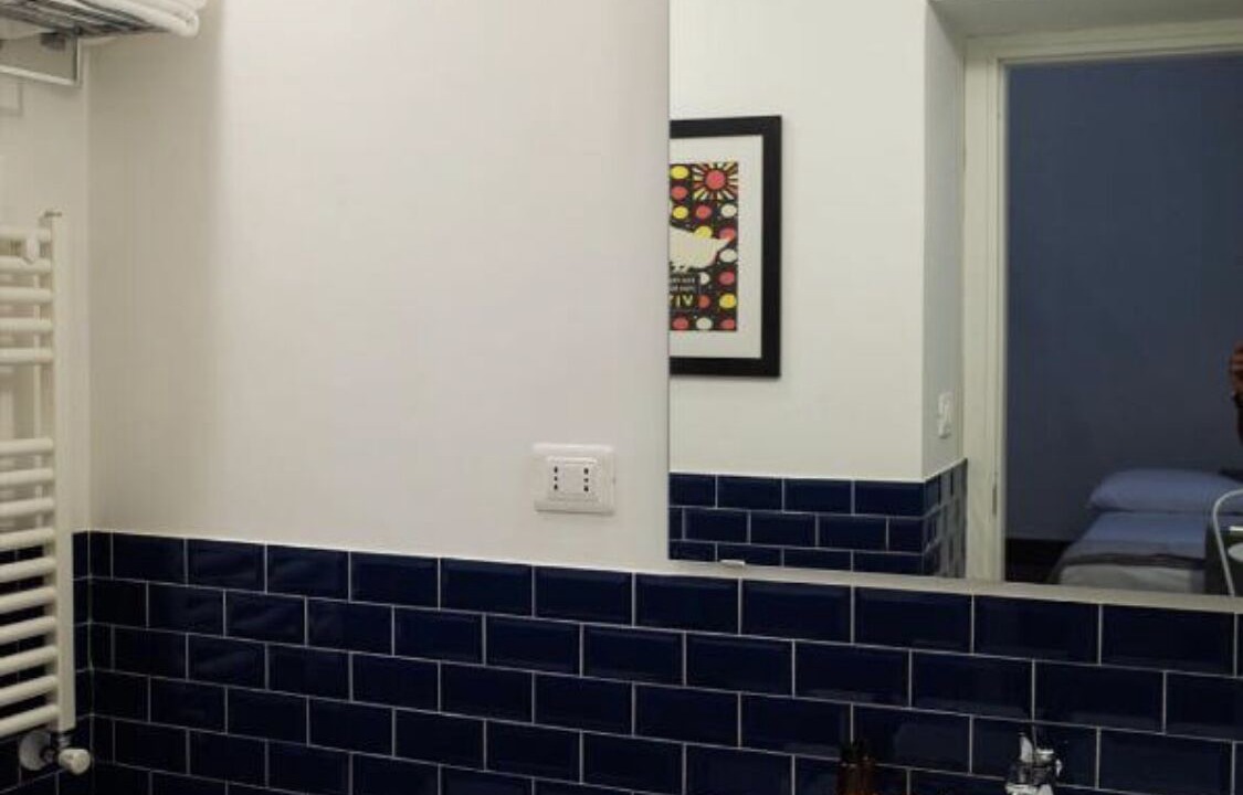 Photo of Bathroom in Naples City Centre