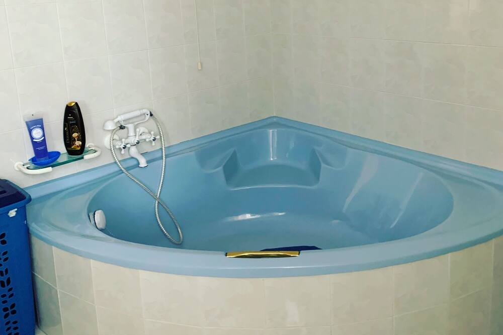 Photo of Bathroom in Torrevecchia Teatina