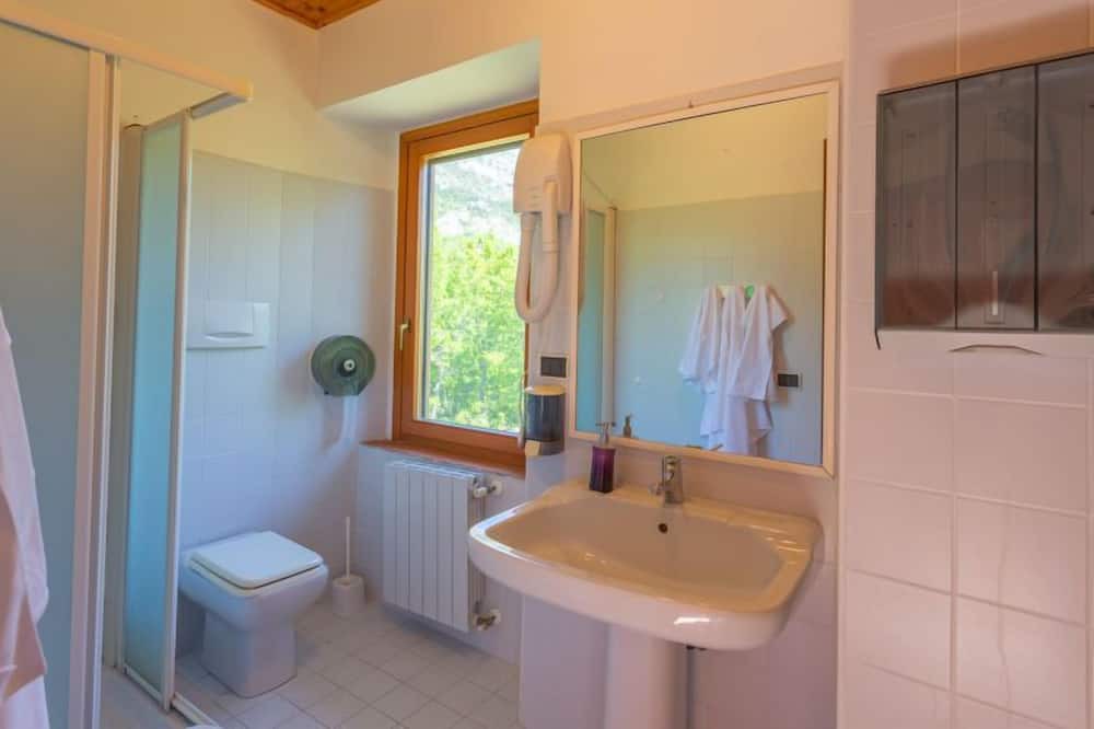 Photo of Bathroom in Taranta Peligna