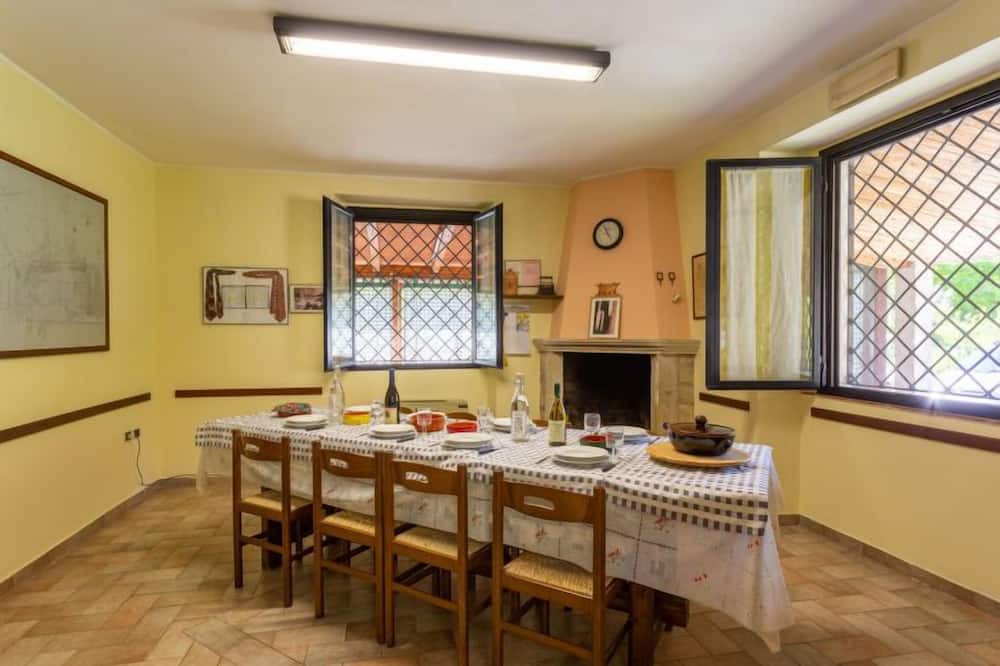 Photo of Kitchen in Taranta Peligna