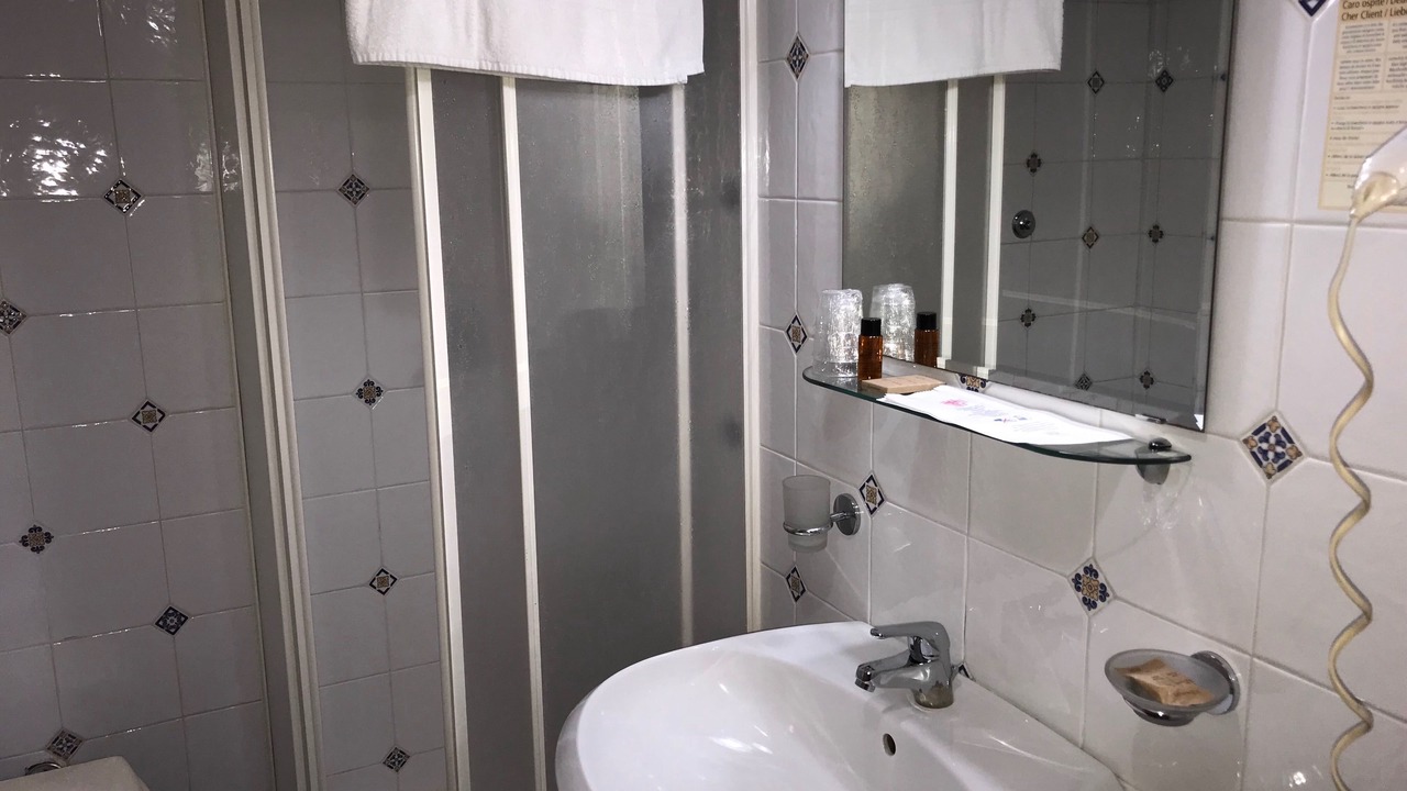 Photo of Bathroom in Lusciano