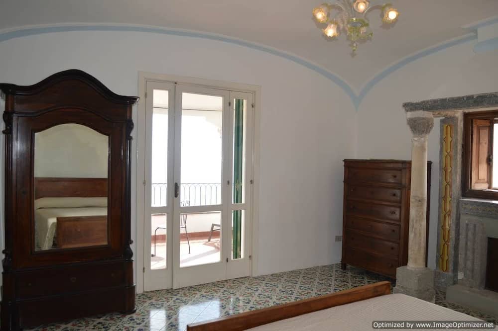 Photo of Bedroom in Scala