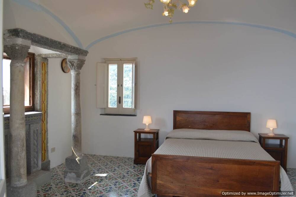 Photo of Bedroom in Scala