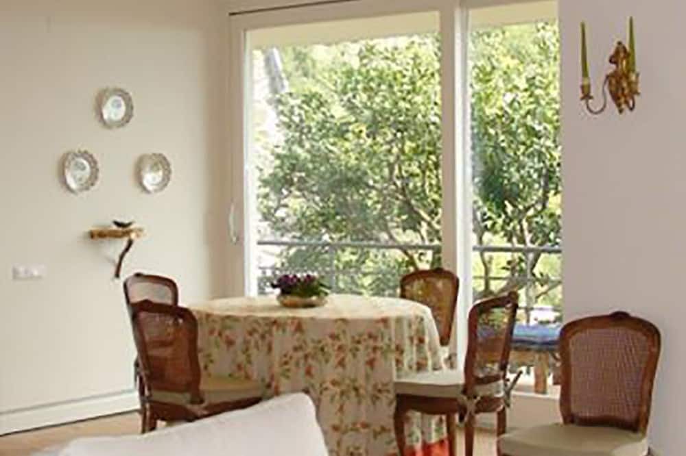 Photo of Livingroom in Raito