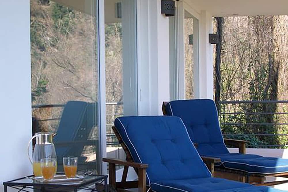 Photo of Patio Balcony in Raito
