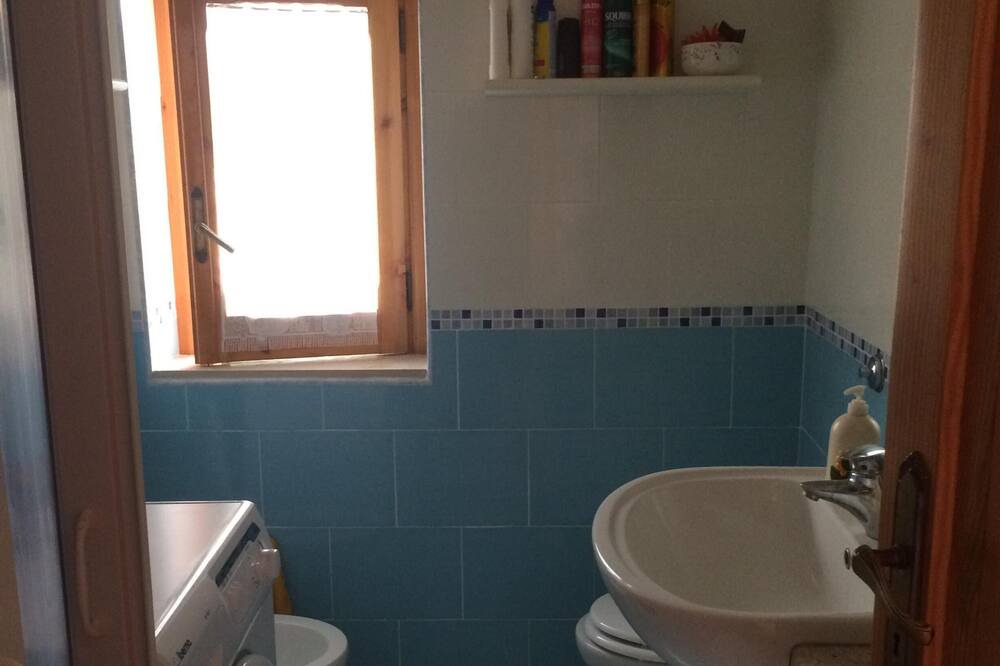 Photo of Bathroom in San Nicola Arcella