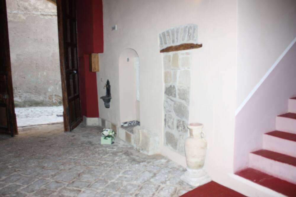 Photo of Bedroom in Caiazzo