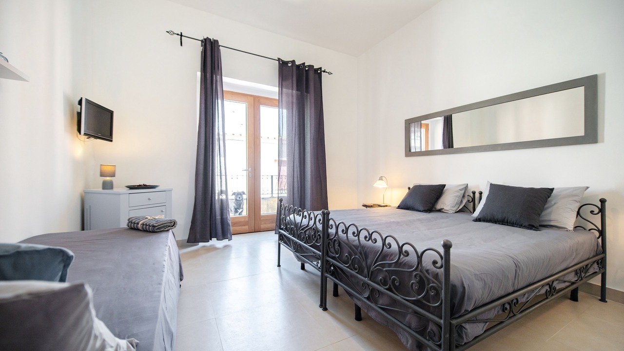 Photo of Bedroom in Procida