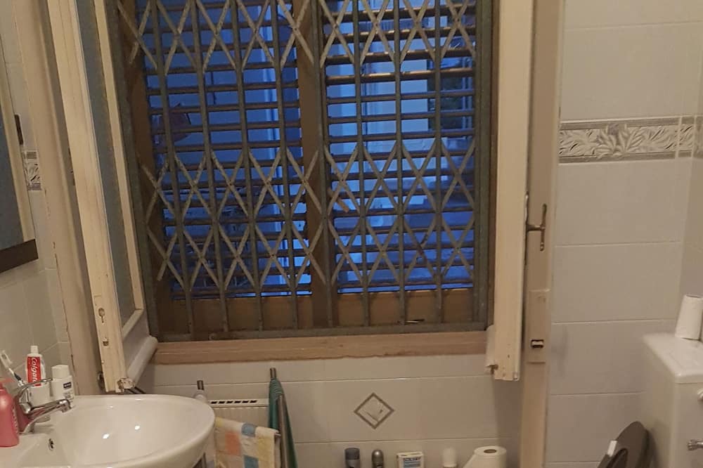 Photo of Bathroom in Capua