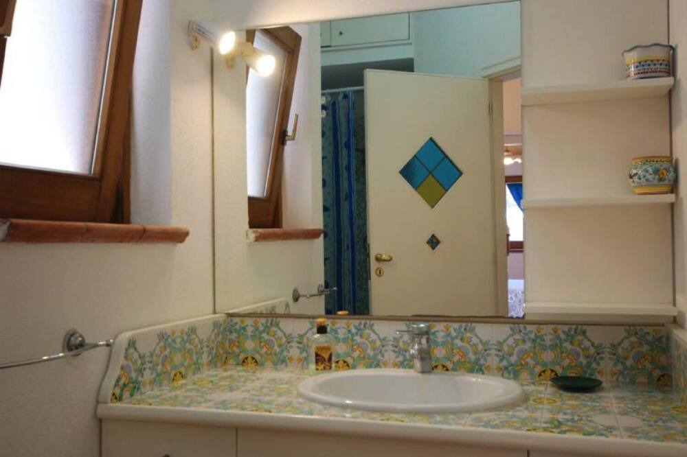 Photo of Bathroom in Termini