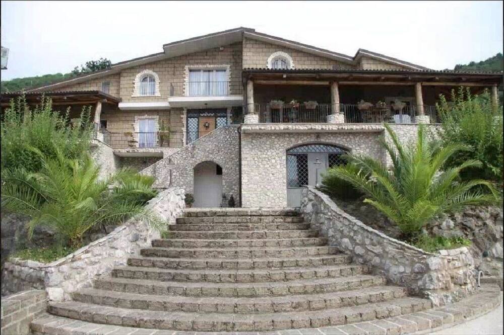 Photo of Outdoor in Sant'Agata de'Goti