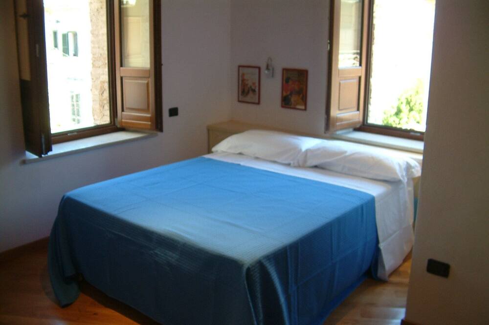 Photo of Bedroom in Rossano