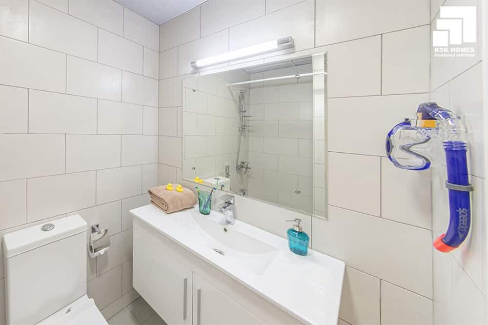 Photo of Bathroom in Academic City