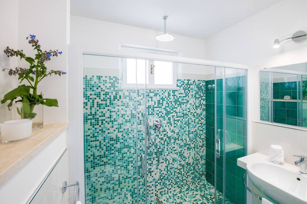 Photo of Bathroom in Nocelle
