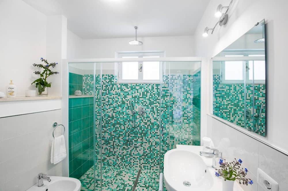 Photo of Bathroom in Nocelle