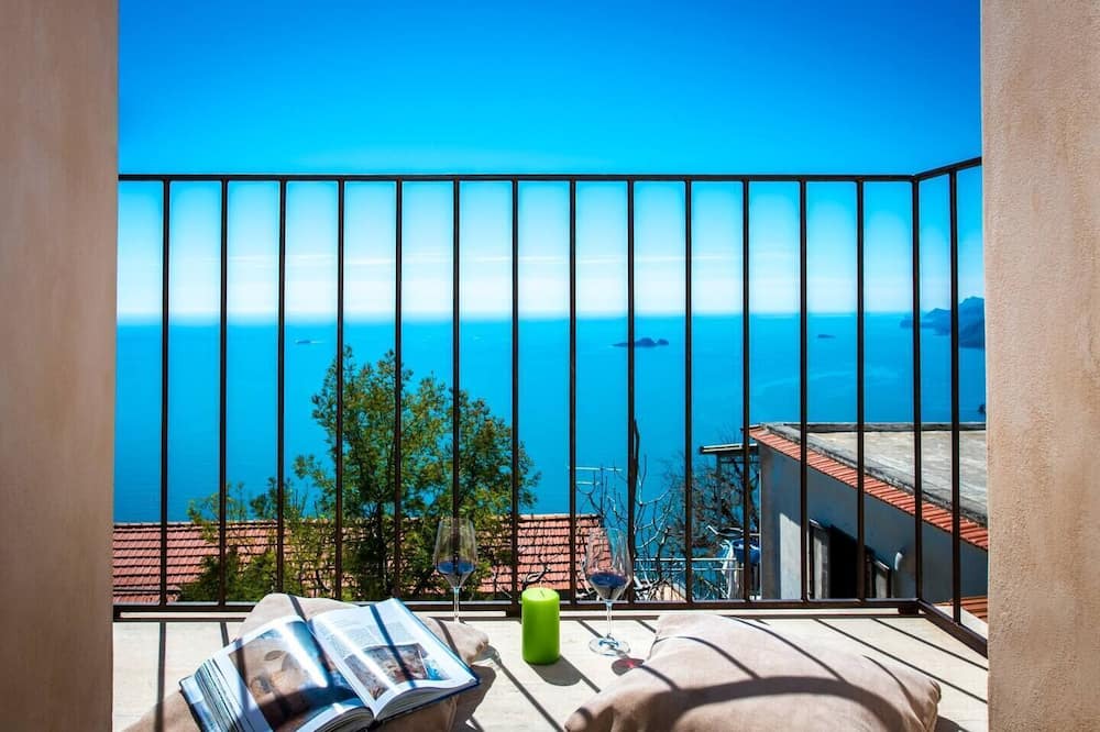 Photo of Patio Balcony in Nocelle