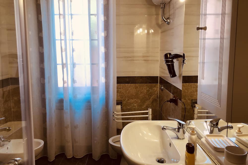 Photo of Bathroom in Aquino