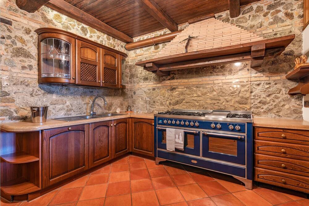 Photo of Kitchen in Montepaone Lido