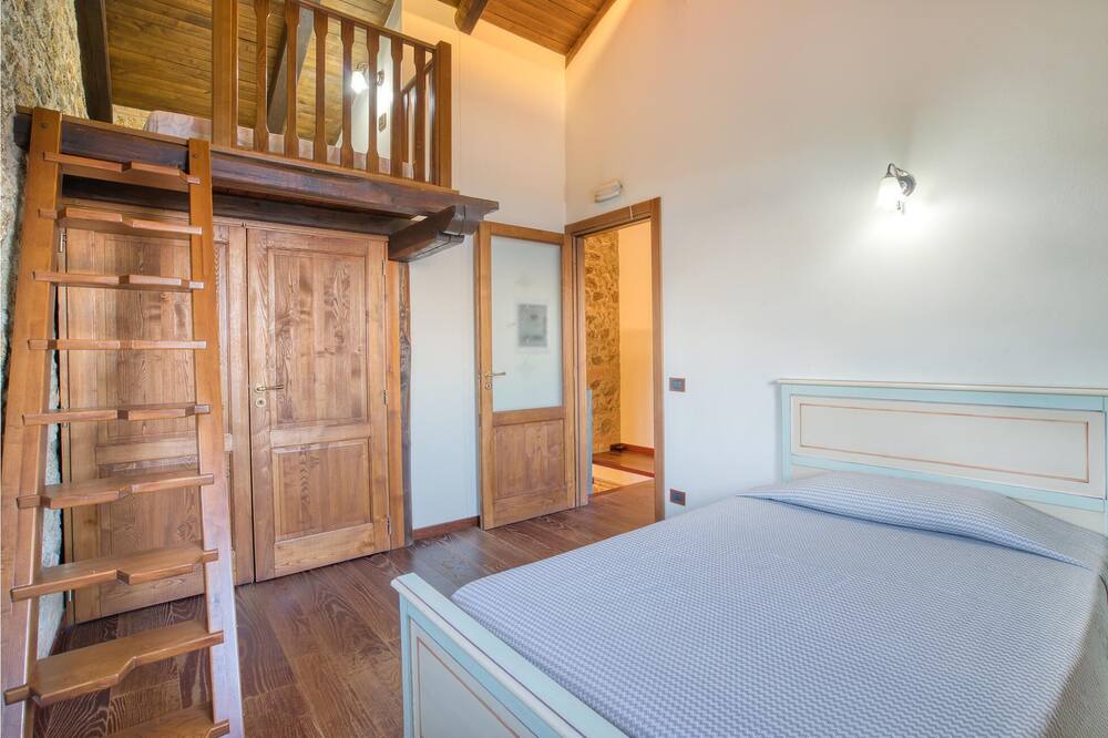 Photo of Bedroom in Montepaone Lido