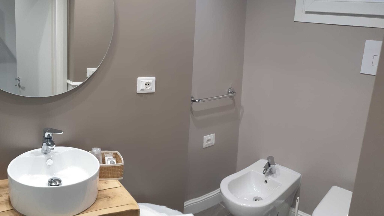 Photo of Bathroom in Archi