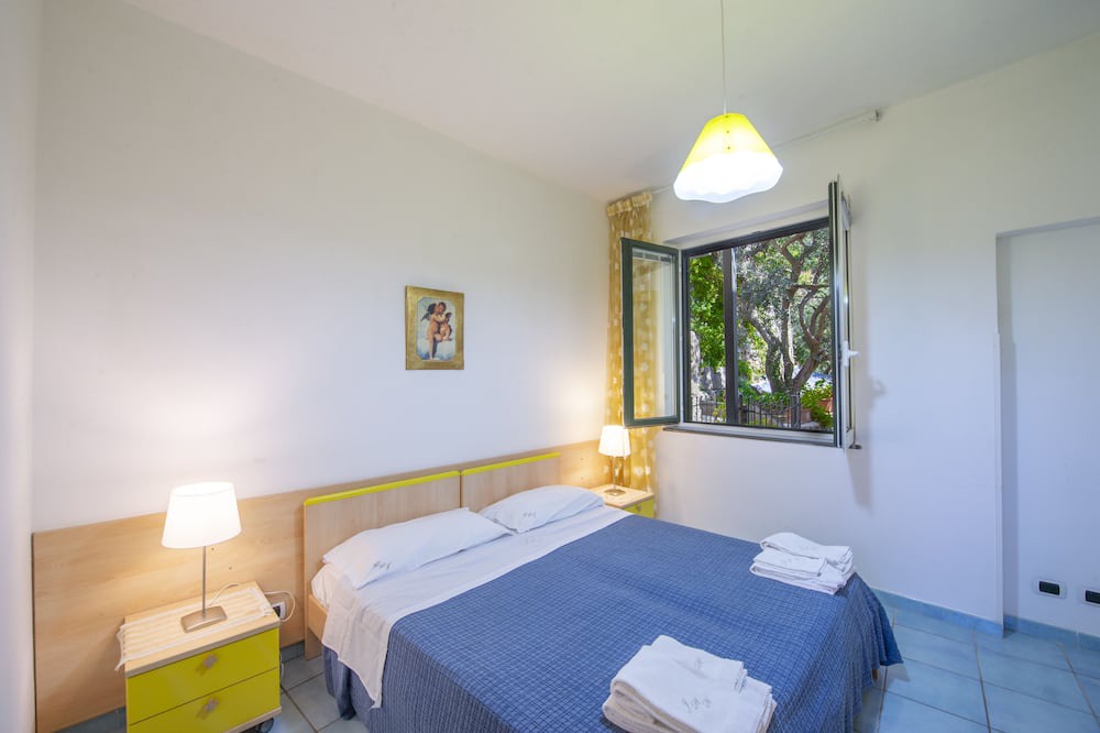 Photo of Bedroom in Furore