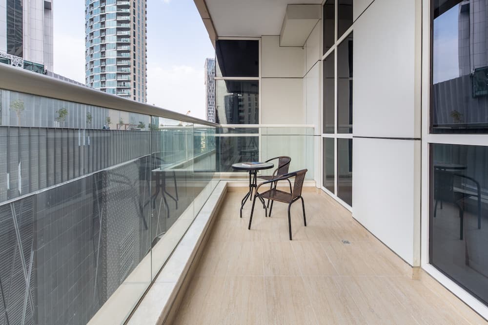 Photo of Patio Balcony in Trade Centre 1