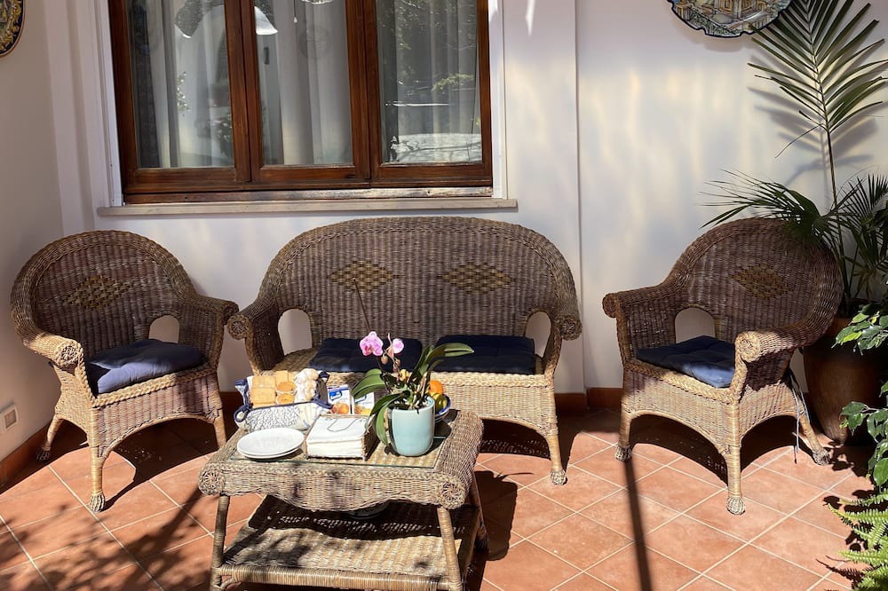 Photo of Livingroom in Anacapri