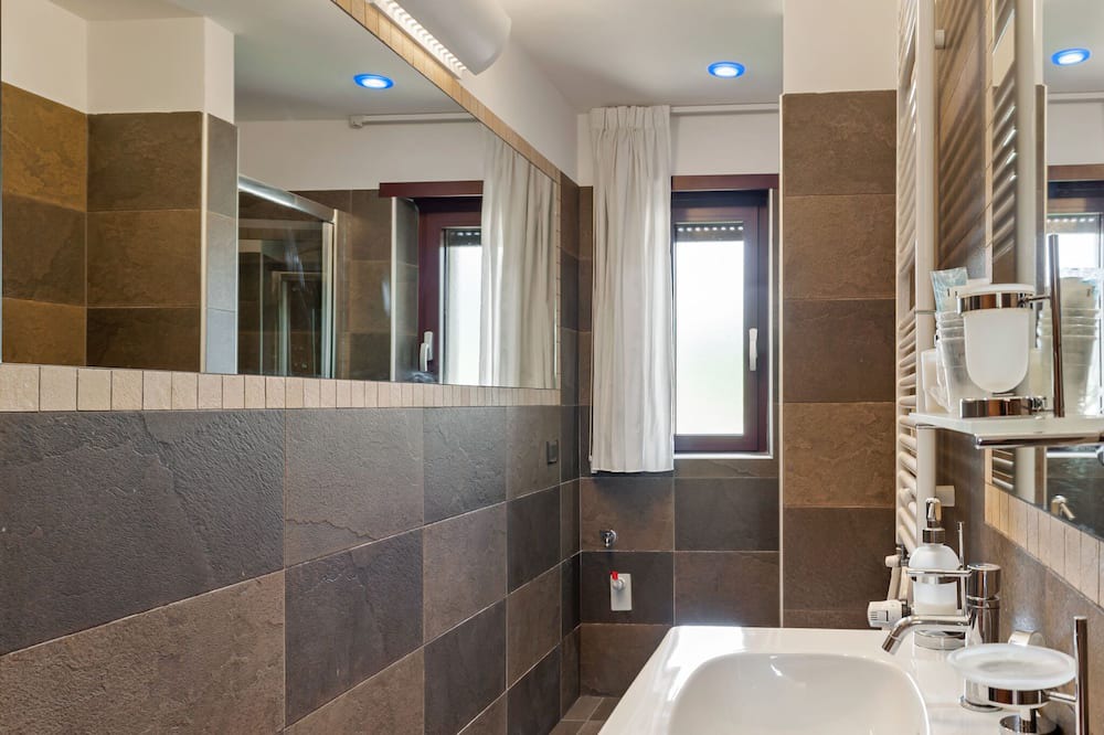 Photo of Bathroom in Scanno