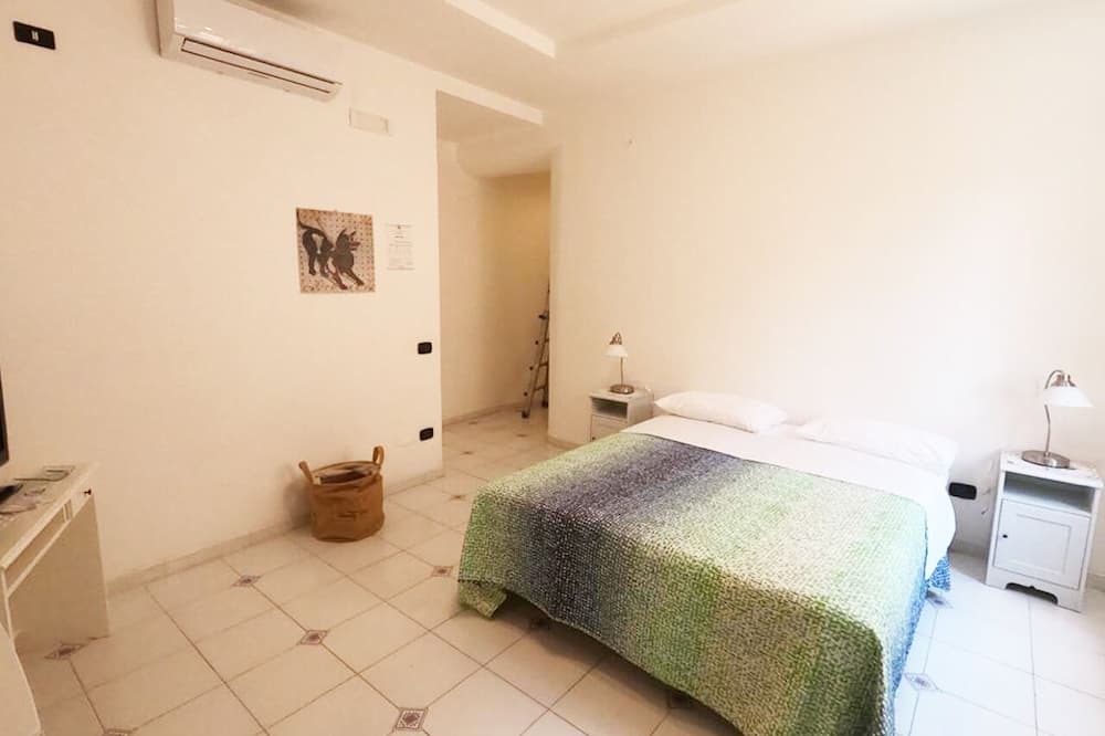 Photo of Bedroom in San Sebastiano al Vesuvio