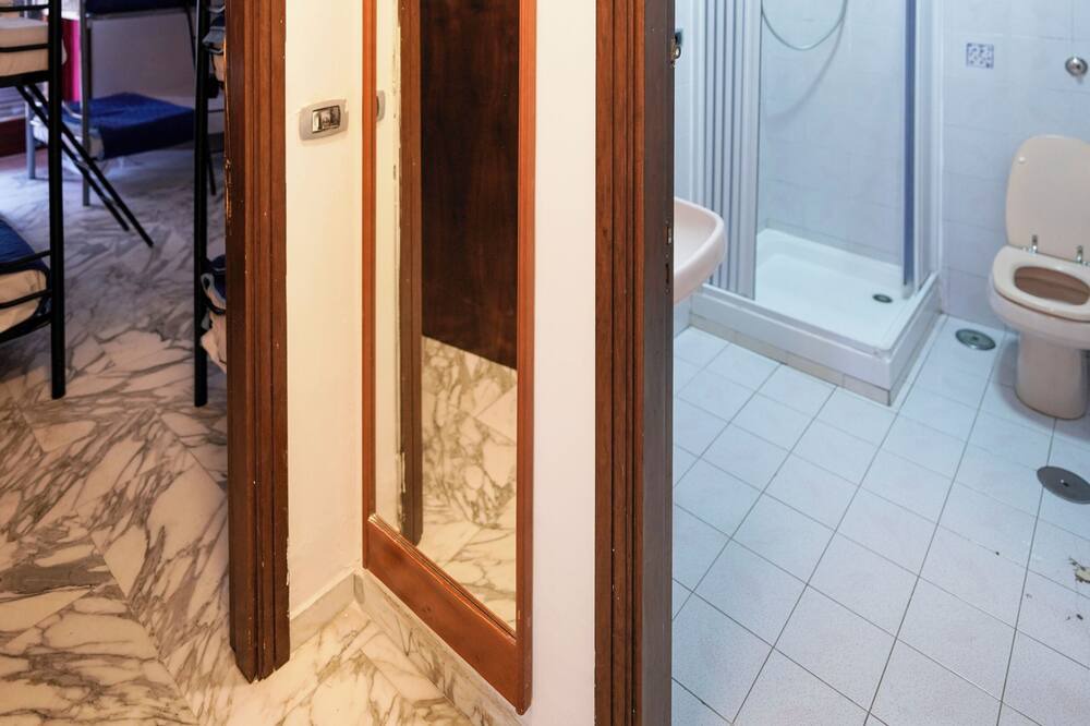 Photo of Bathroom in Naples