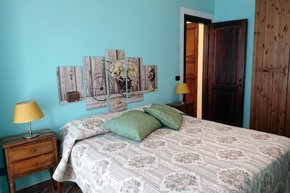 Photo of Bedroom in Montepulciano