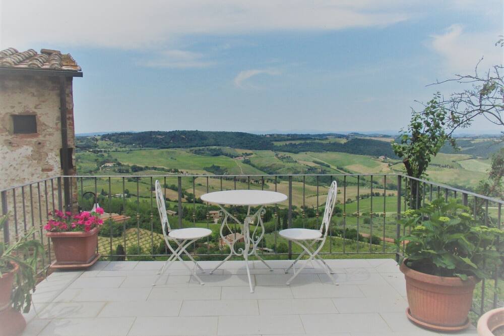 Photo of Patio Balcony in Montepulciano