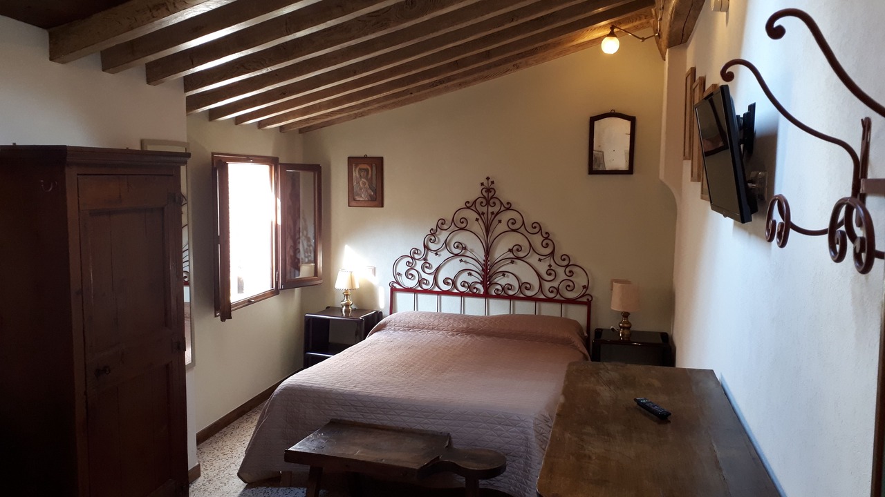 Photo of Bedroom in Sansepolcro