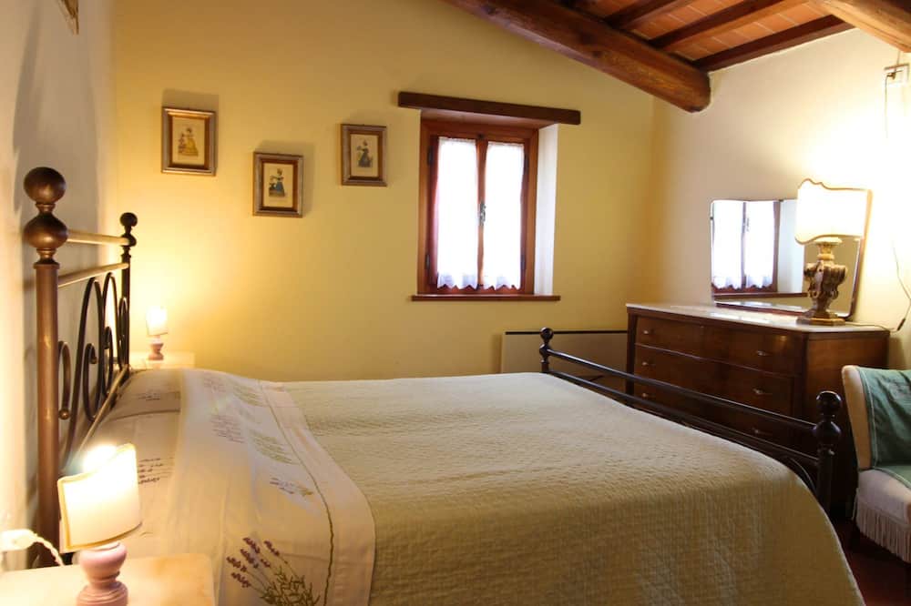 Photo of Bedroom in Castel Focognano