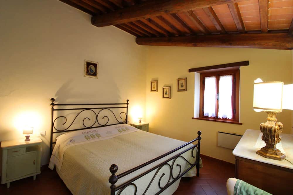 Photo of Bedroom in Castel Focognano