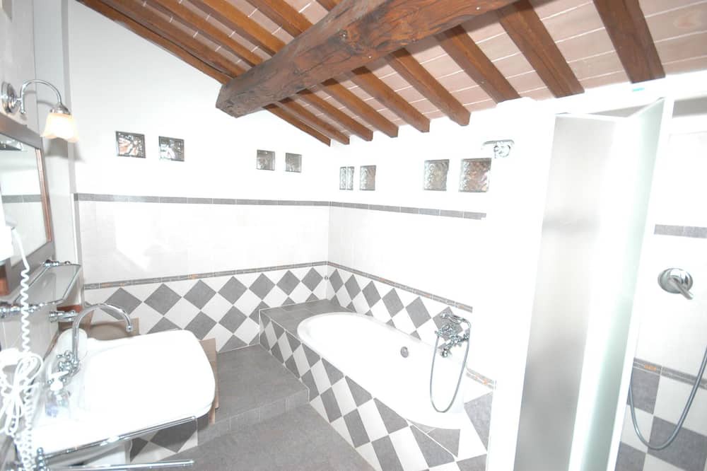 Photo of Bathroom in Valagnesi
