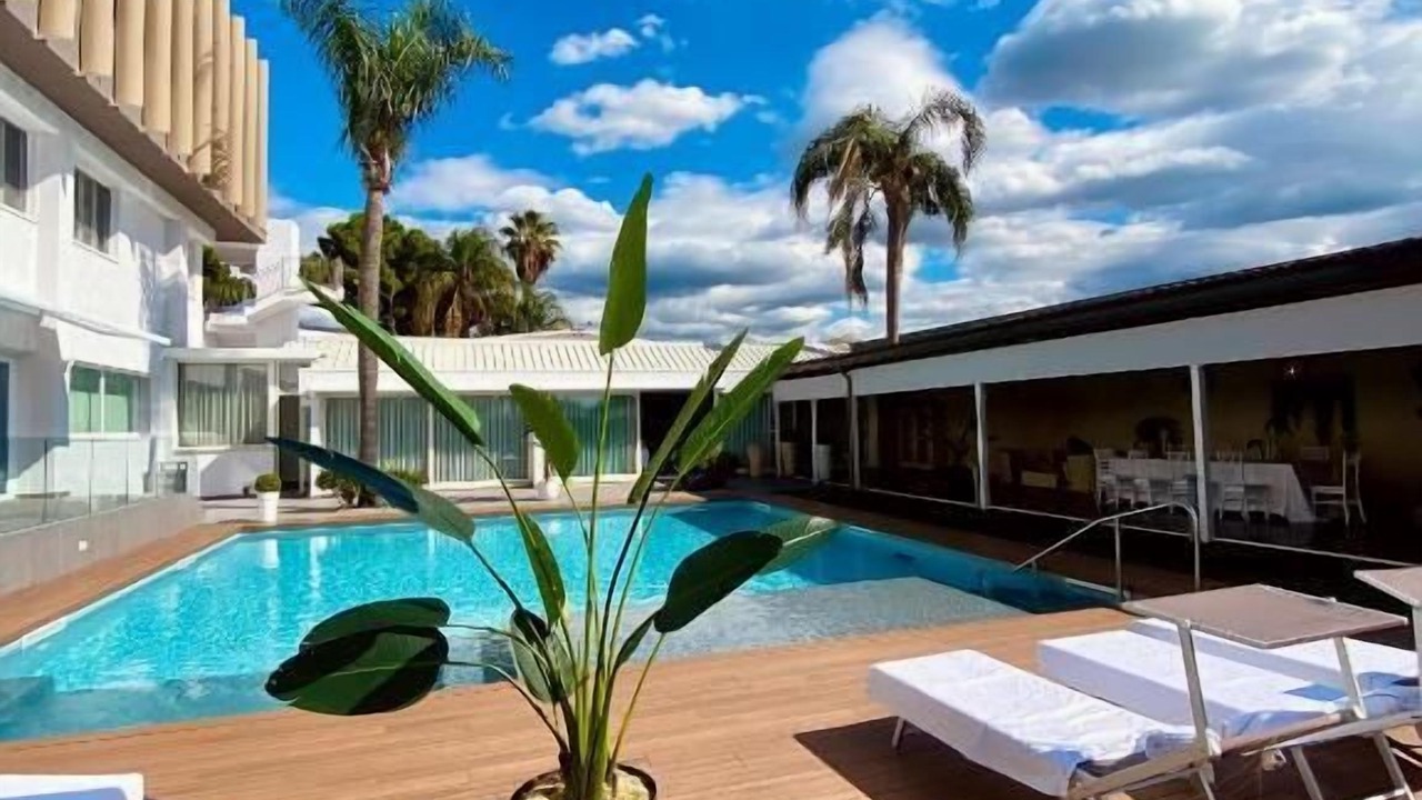 Photo of Outdoor in Nola
