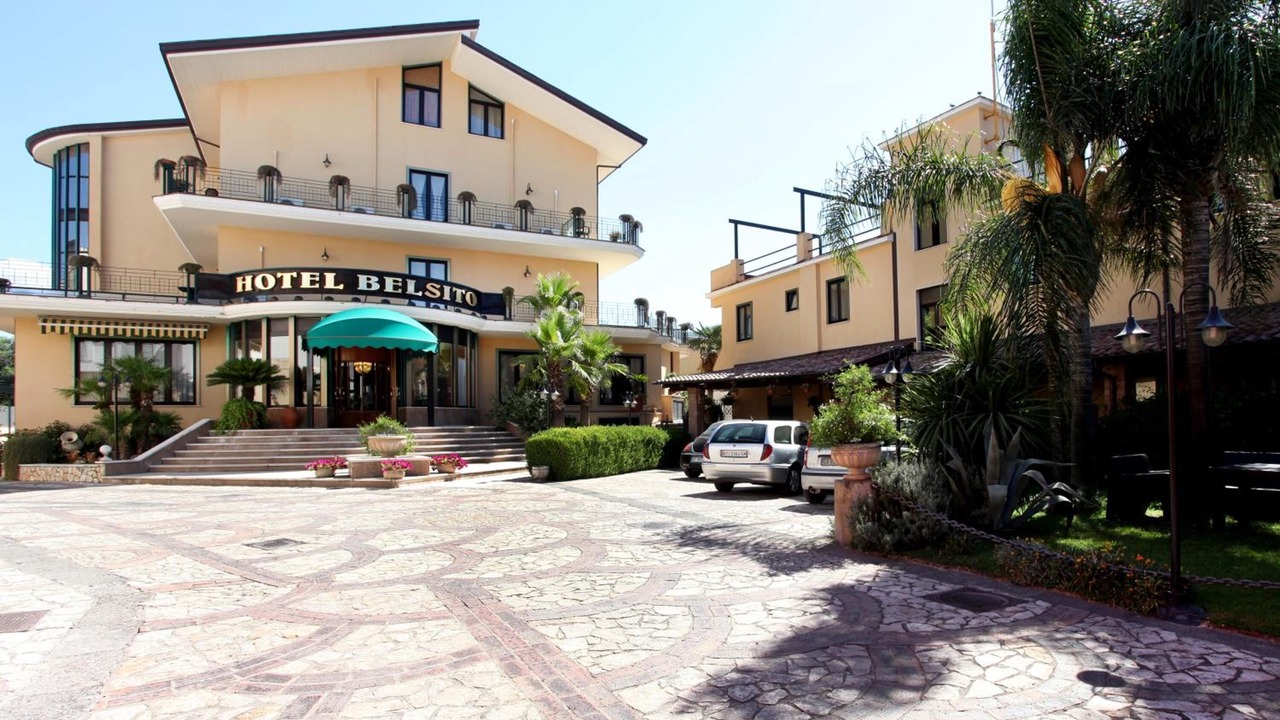 Photo of Outdoor in Nola