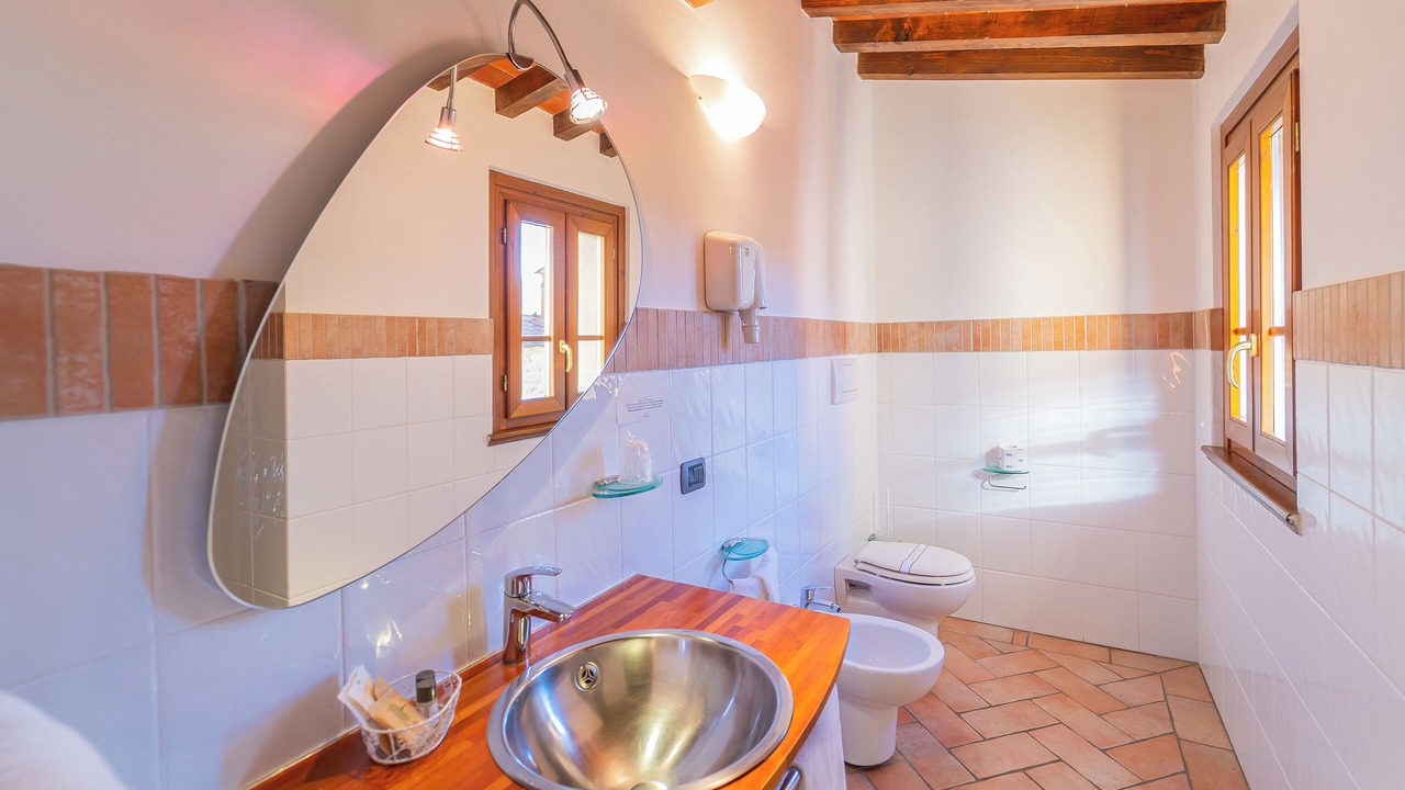 Photo of Bathroom in Porciano