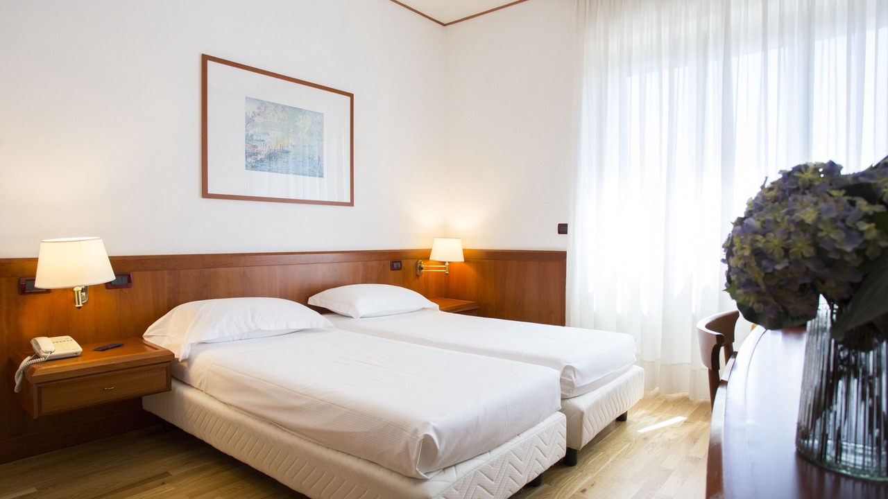 Photo of Bedroom in Roges